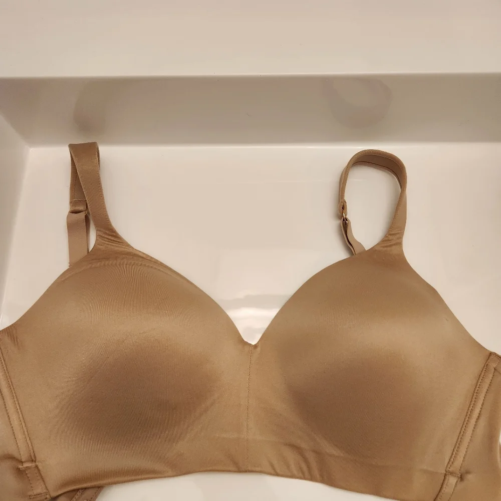 Natori Revelation Wireless Contour Bra - Picture 3 of 7